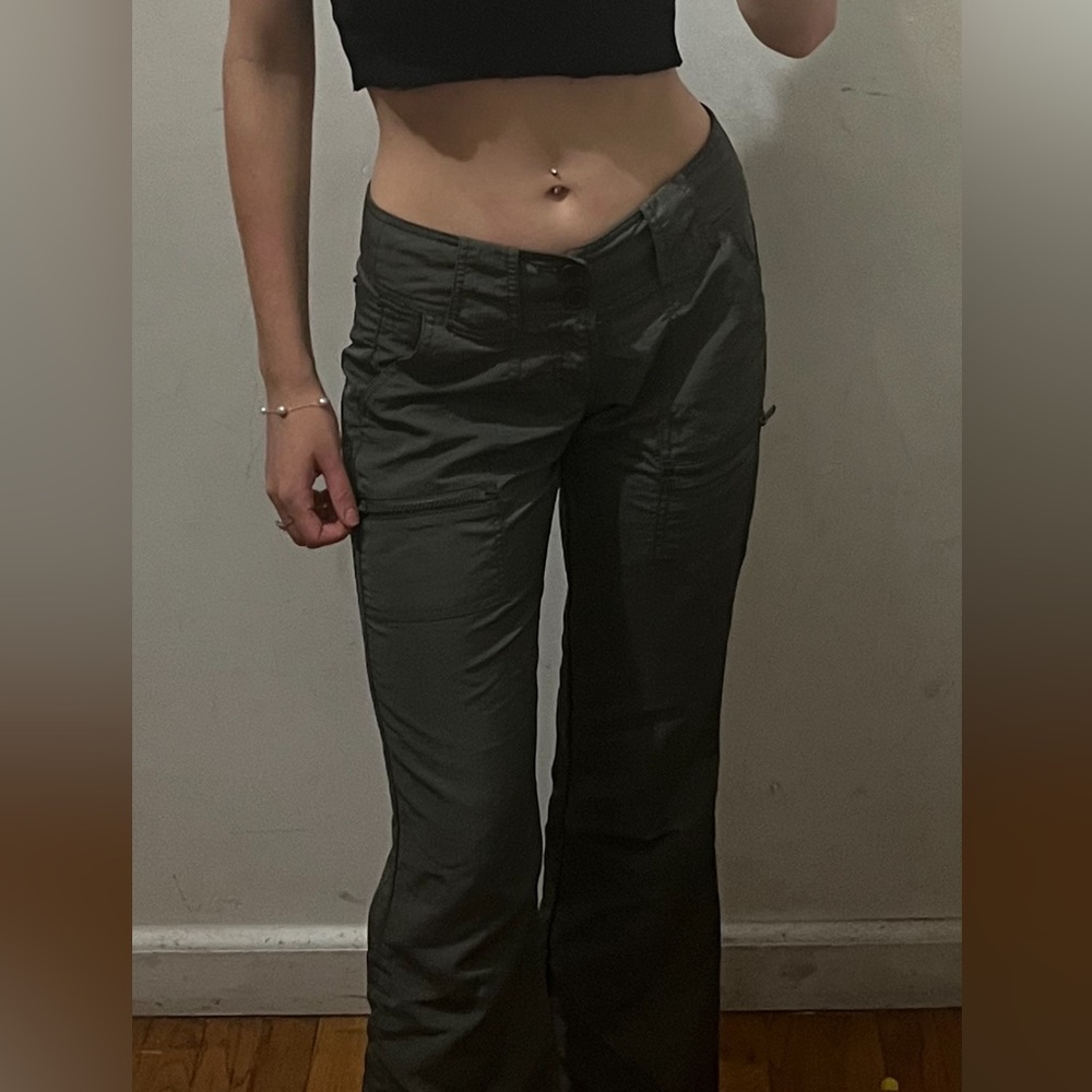 L.E.I Vintage 90s Army Green Low Rise Cargo Pants
